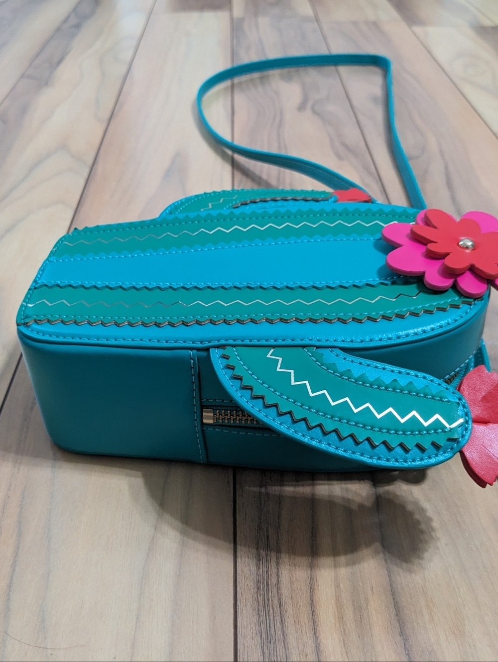 NWT! Kate Spade New York New Horizons Lizard Cactus Crossbody Bag - Picture 4 of 16